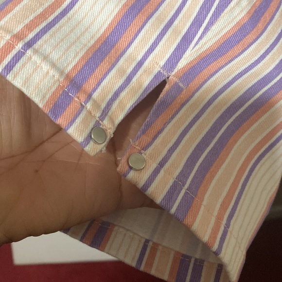 Gloria Vanderbilt Amanda Capri pants; size: 10 - Picture 6 of 7